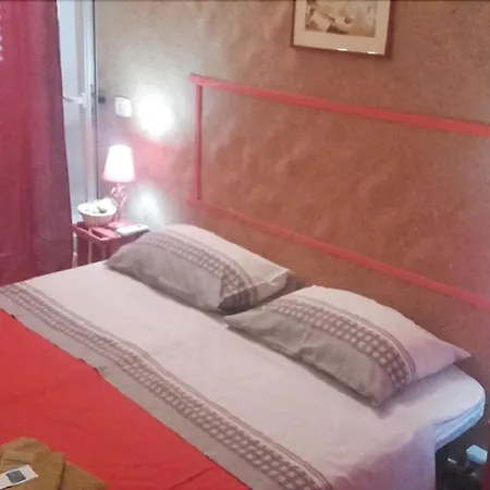 Minicurcu Bed & Breakfast 3*