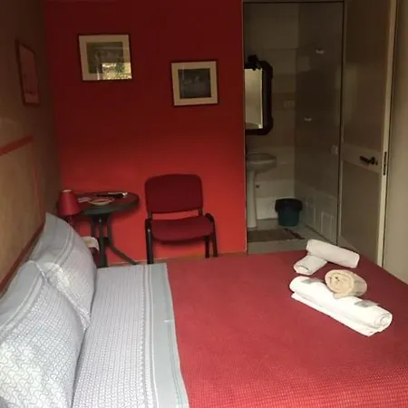 Minicurcu Bed & Breakfast 3*